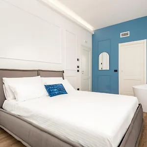 nelli-rooms-via-veneto.hotelitalianriviera.com/